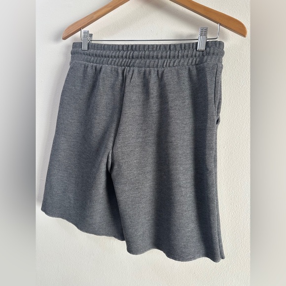 ZARA Rough Hem Charcoal Knit Drawstring Shorts. SIZE LARGE Casual Free Hem - Picture 4 of 4